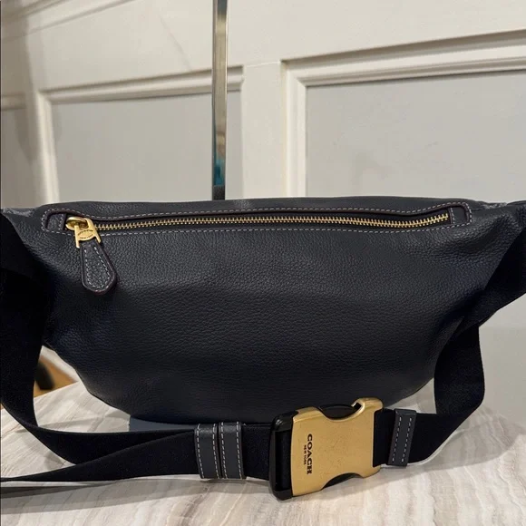 Coach Warren Signature Chambray Pebbled Leather Navy Belt Bag Fanny Pack - Picture 7 of 17
